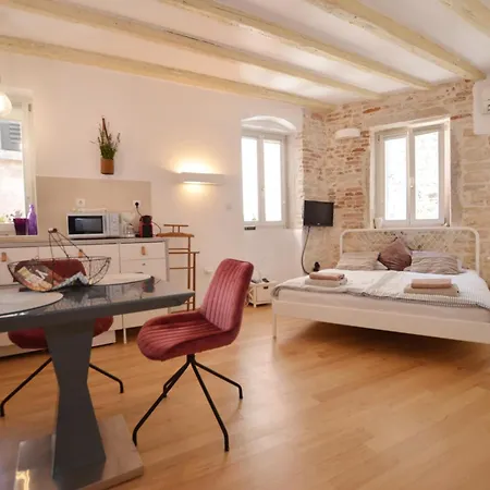 Lavanda And Oliva Apartment *